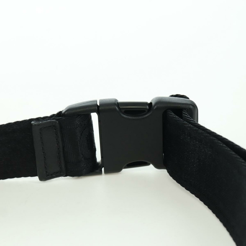 【日本直送】MCM Vicetos Logoogram 皮革斜背包 黑色 銀色 Auth mr2198V-13