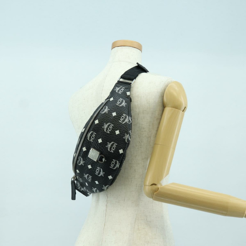 【日本直送】MCM Vicetos Logoogram 皮革斜背包 黑色 銀色 Auth mr2198V-22