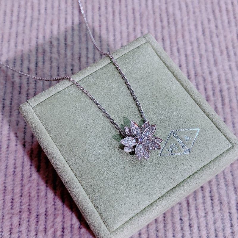 Vca梵克雅寶Lotus白金滿鑽蓮花項鍊小號-3