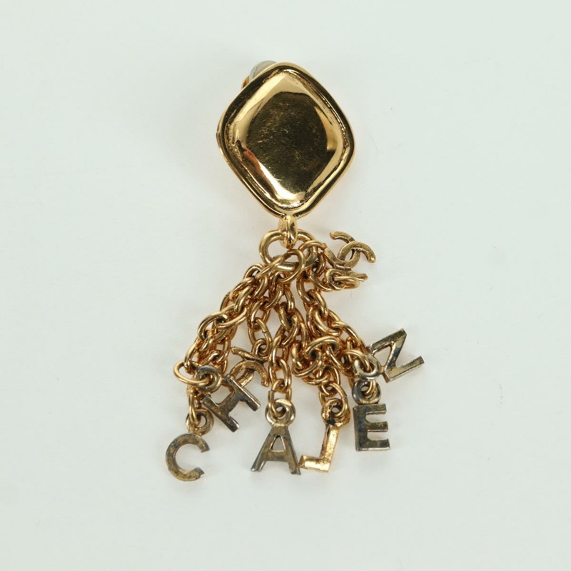 【日本直送】香奈兒耳環，金屬金色，CC標誌，正品，INZ118A-9