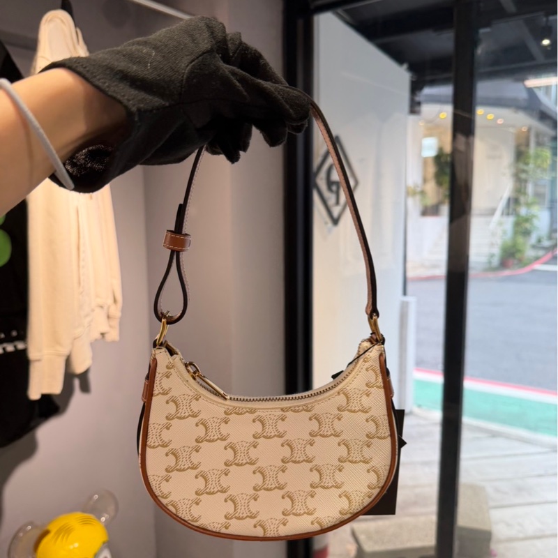 近全新🌟Celine Mini Ava 彎月包｜Classic Trend CT精品｜台北東區實體-3