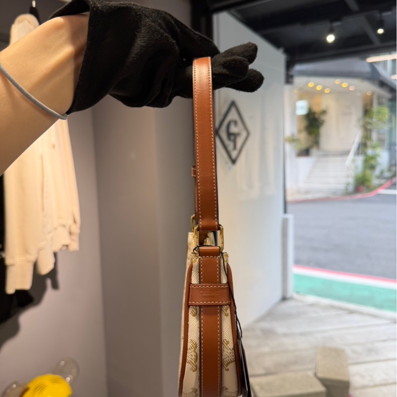 近全新🌟Celine Mini Ava 彎月包｜Classic Trend CT精品｜台北東區實體-5