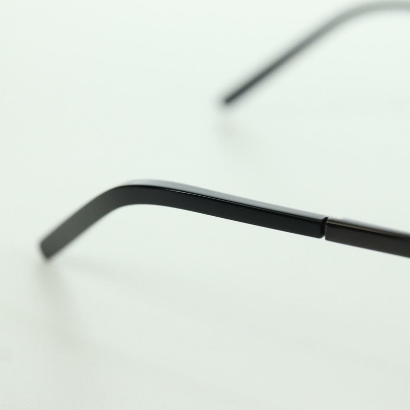 【日本直送】路易威登順時針太陽眼鏡金屬黑 Z1019E LV 正品 YKZ1407M-4