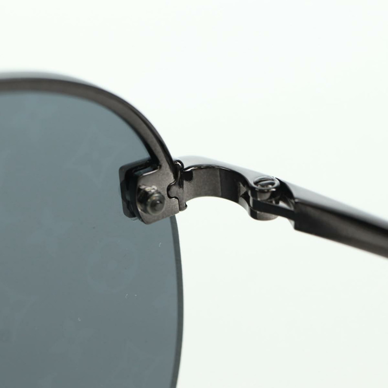 【日本直送】路易威登順時針太陽眼鏡金屬黑 Z1019E LV 正品 YKZ1407M-18