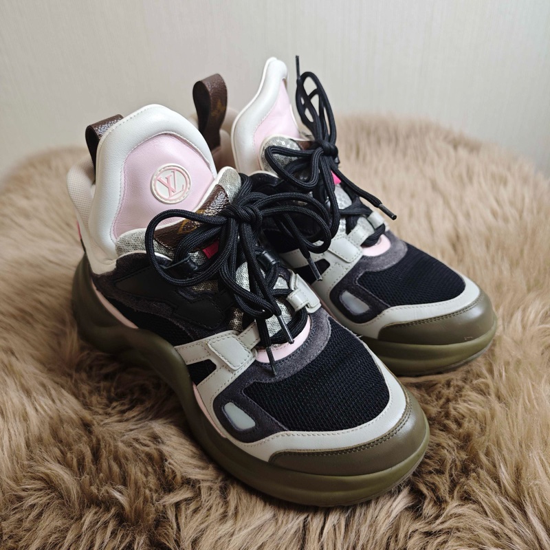 98新 LV路易威登 Archlight 老爹鞋 黑粉 尺碼：38-1