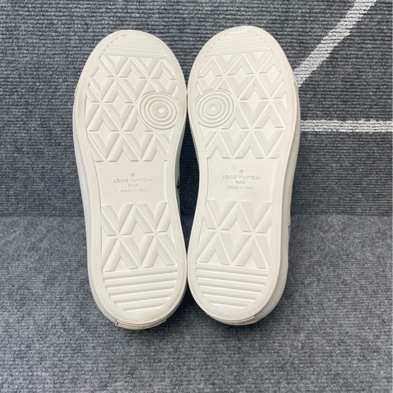 98新 LV白色皮面老花板鞋41碼-3