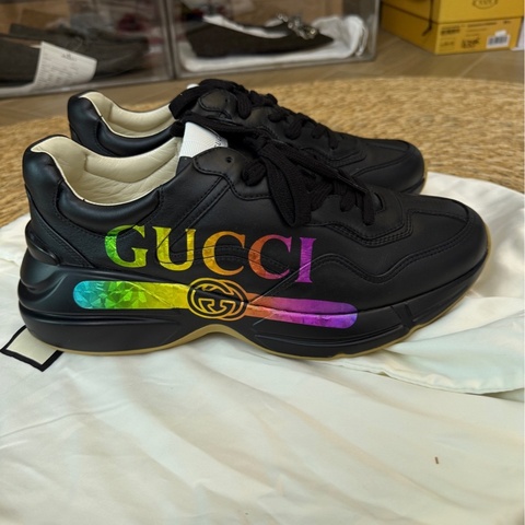 GUCCI古馳 Rhyton 復古黑色炫彩腰帶低幫 老爹鞋 男款 99新 黑色41 碼
