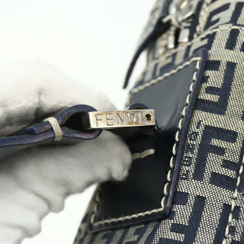 【日本直送】FENDI Zucchino帆布單肩包 海軍藍 銀色 正品 ki6624V-8
