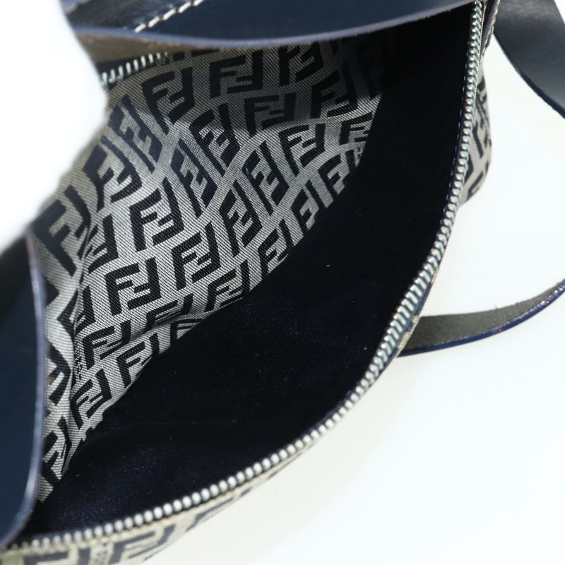 【日本直送】FENDI Zucchino帆布單肩包 海軍藍 銀色 正品 ki6624V-22