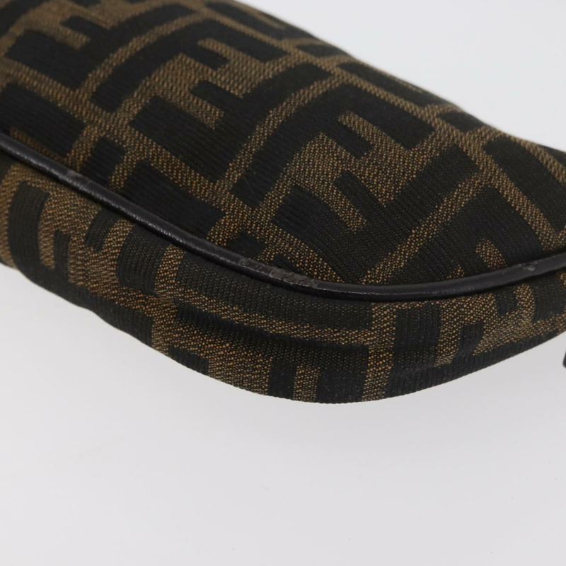 【日本直送】FENDI Zucca 帆布配件包 棕色/黑色 正品 mr2395A-15