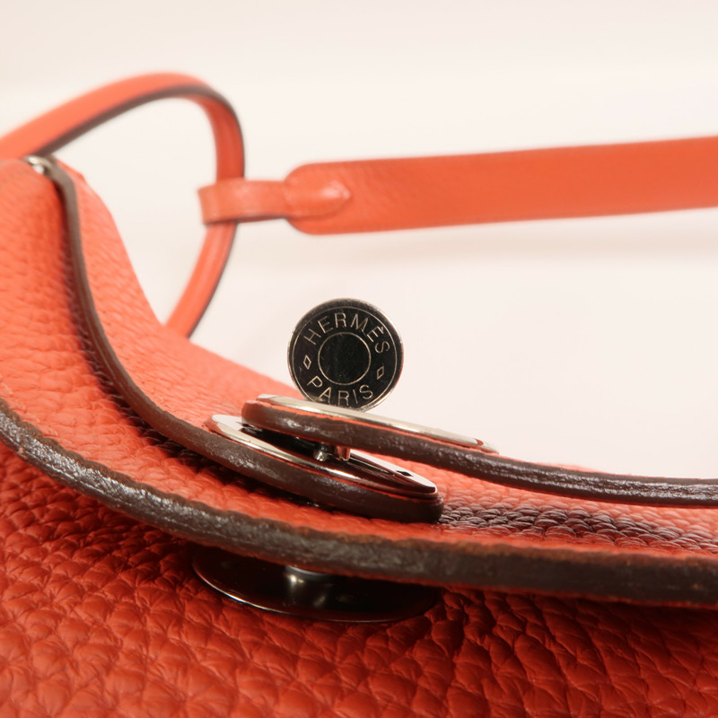 HERMES Clemence皮革Lindy 26肩背袋Rouge Pivoine-9