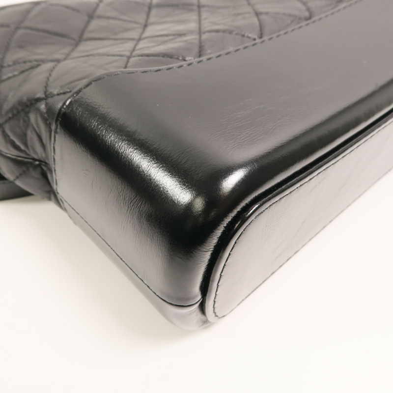 CHANEL 牛皮皮革Gabrielle Medium肩背袋-13