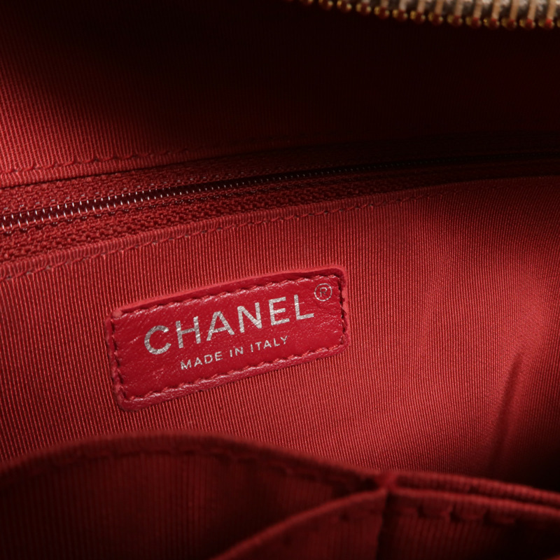 CHANEL 牛皮皮革Gabrielle Medium鏈帶肩背袋-5