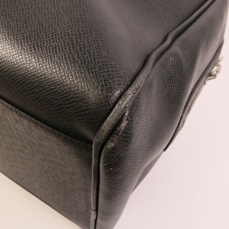 LOUIS VUITTON Taiga Ivan Travel Bag銀扣手挽袋-11