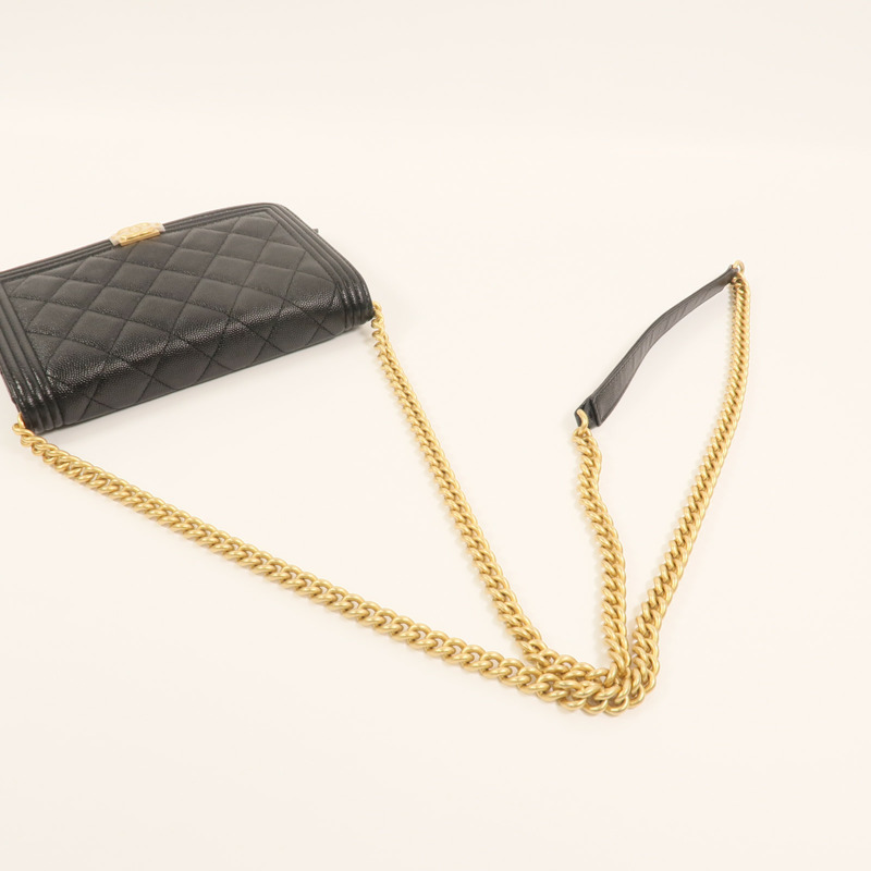 CHANEL 牛皮皮革Boy Wallet On Chain鏈帶肩背袋-8