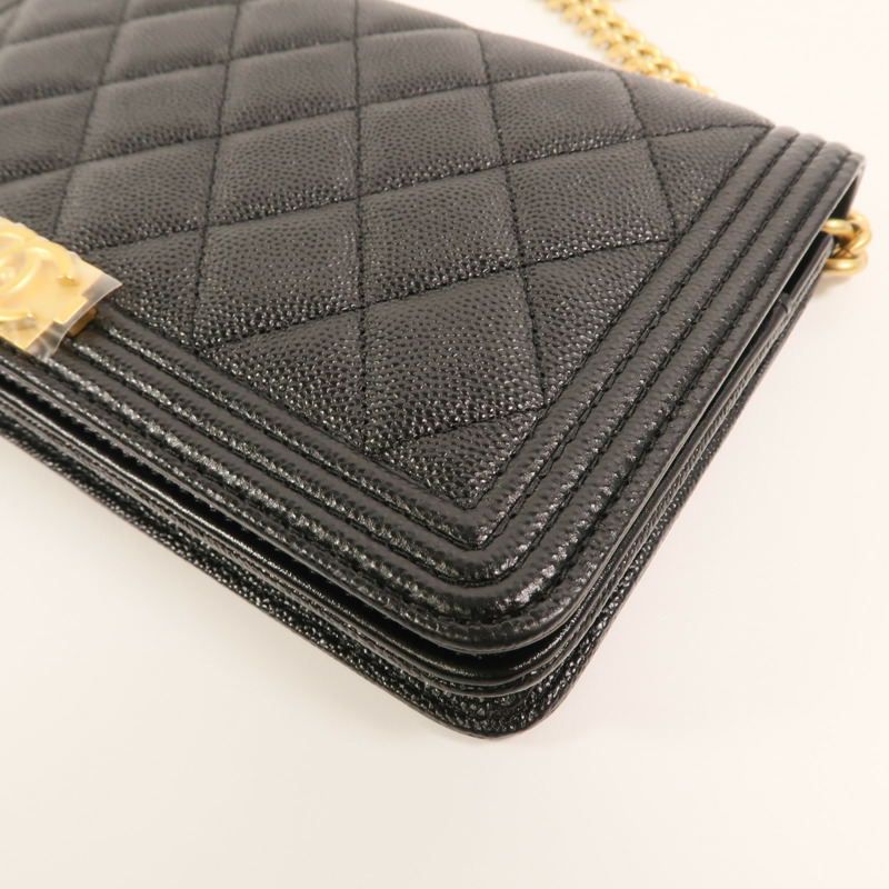 CHANEL 牛皮皮革Boy Wallet On Chain鏈帶肩背袋-11