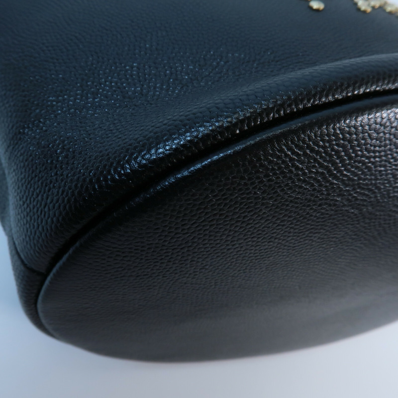 CHANEL 牛皮皮革Bucket Bag鏈帶肩背袋-13