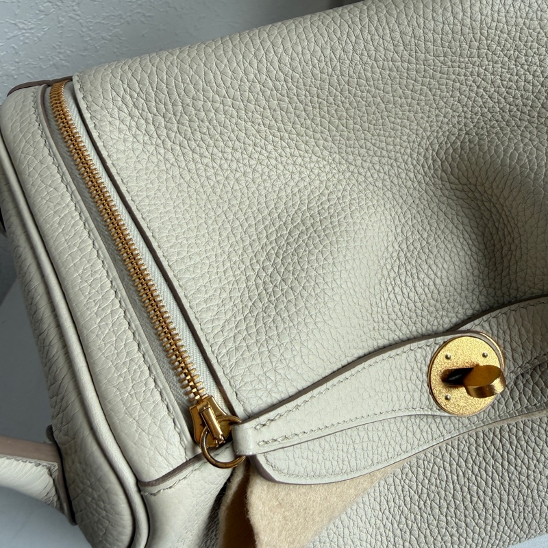 Hermes lindy26 冰川白 真的很好看～～ 有貼膜-8