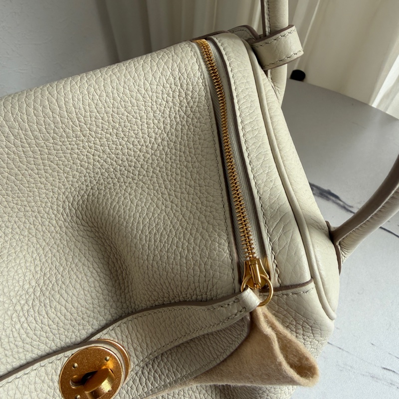 Hermes lindy26 冰川白 真的很好看～～ 有貼膜-9