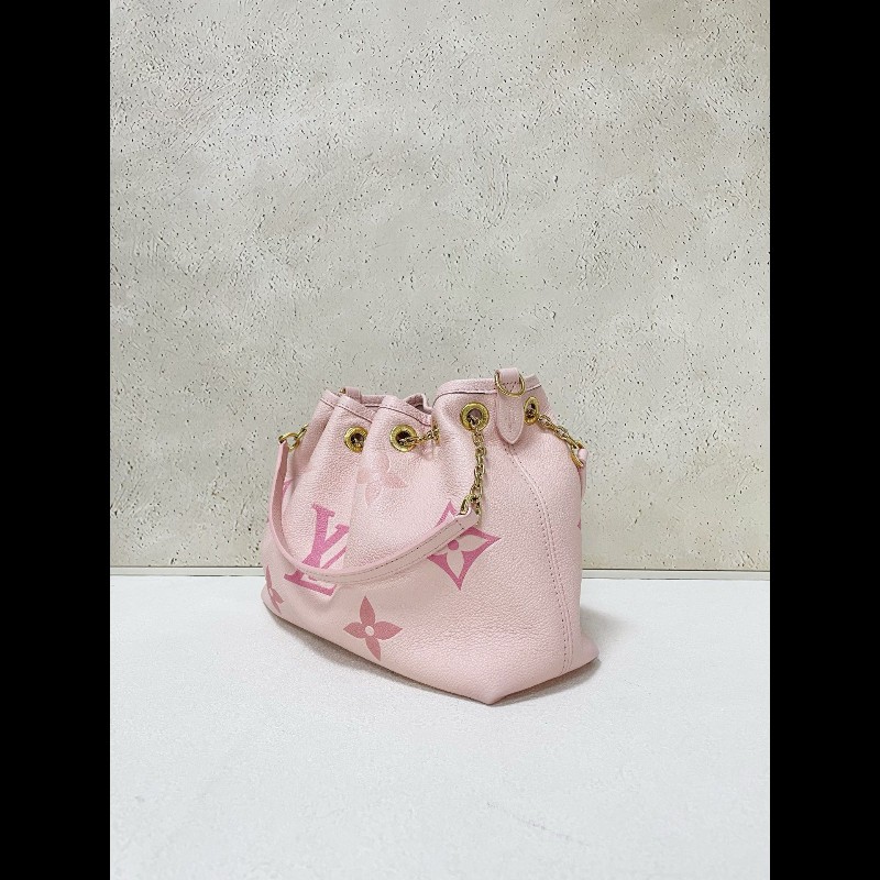 Louis Vuitton summer Bella Mahina bucket 
限定草莓冰淇淋 抽繩水桶包-2