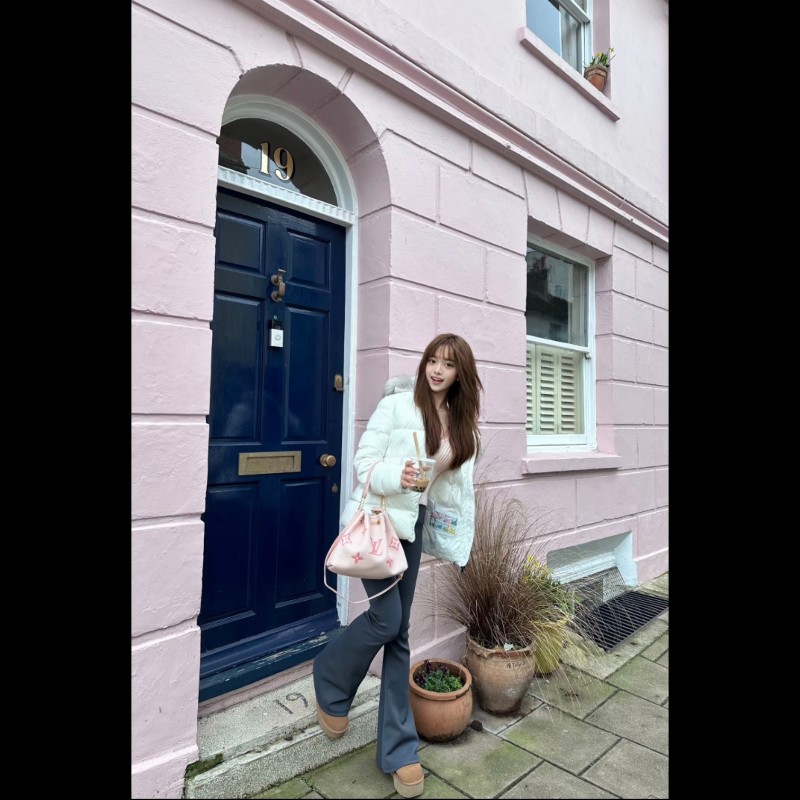 Louis Vuitton summer Bella Mahina bucket 
限定草莓冰淇淋 抽繩水桶包-7