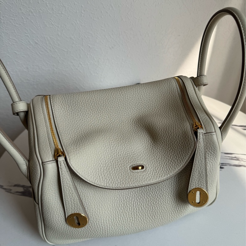 Hermes 8L冰川白金釦lindy26-11