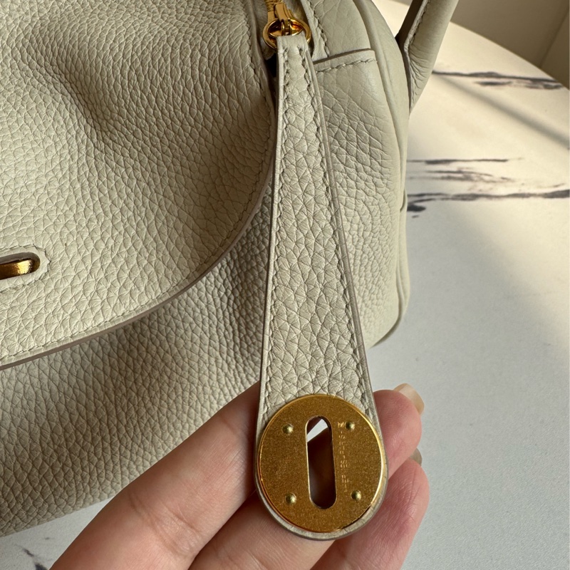 Hermes 8L冰川白金釦lindy26-13