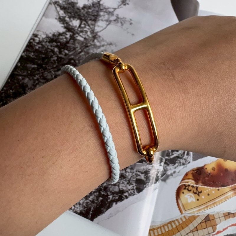 💖超級百搭 Hermes 白色皮革金色豬鼻子Logo手環-2