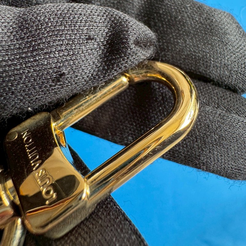 💫99閒置新品💫 LV 經典花紋ON THE GO-4