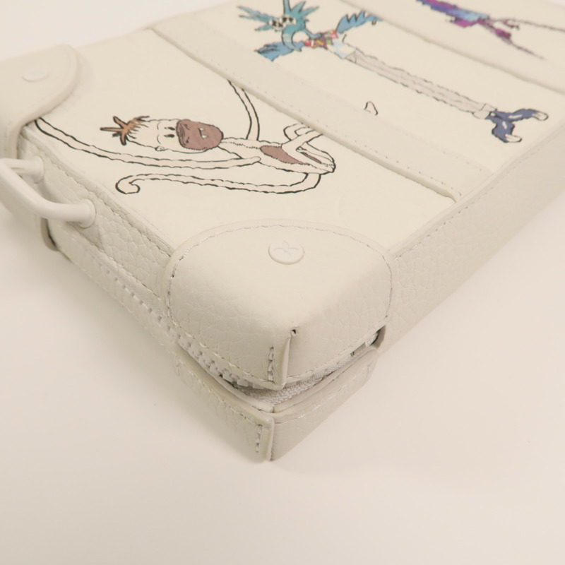 LOUIS VUITTON Monogram Taurillon LV Friends Soft Trunk肩背袋-10