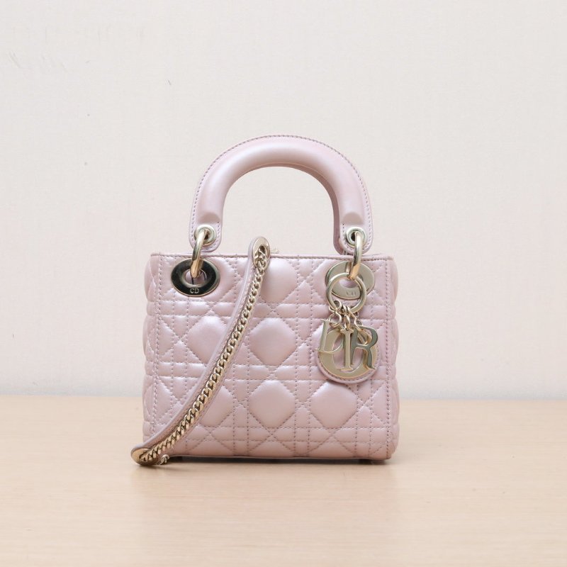DIOR Lady戴妃包三格粉色羊皮金扣2017肩背包-1