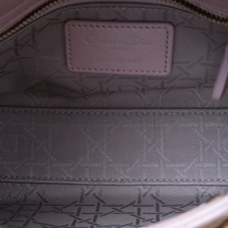 DIOR Lady戴妃包三格粉色羊皮金扣2017肩背包-3