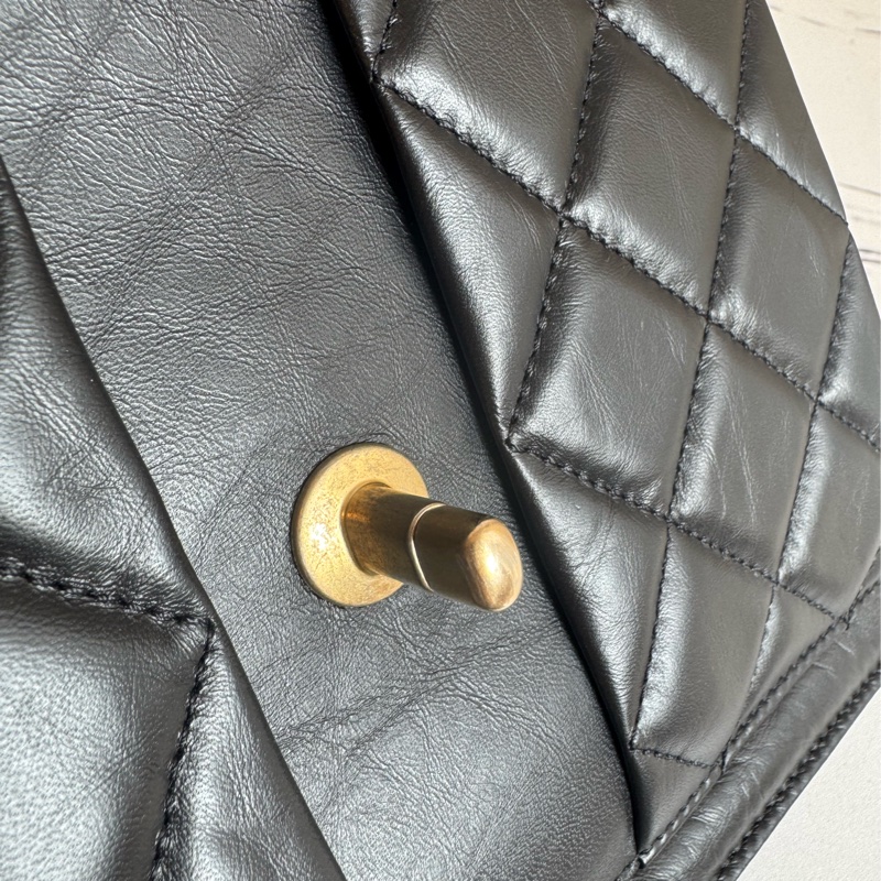 Chanel 黑菱格口蓋後背包  上身超美❤️‍🔥❤️‍🔥-22