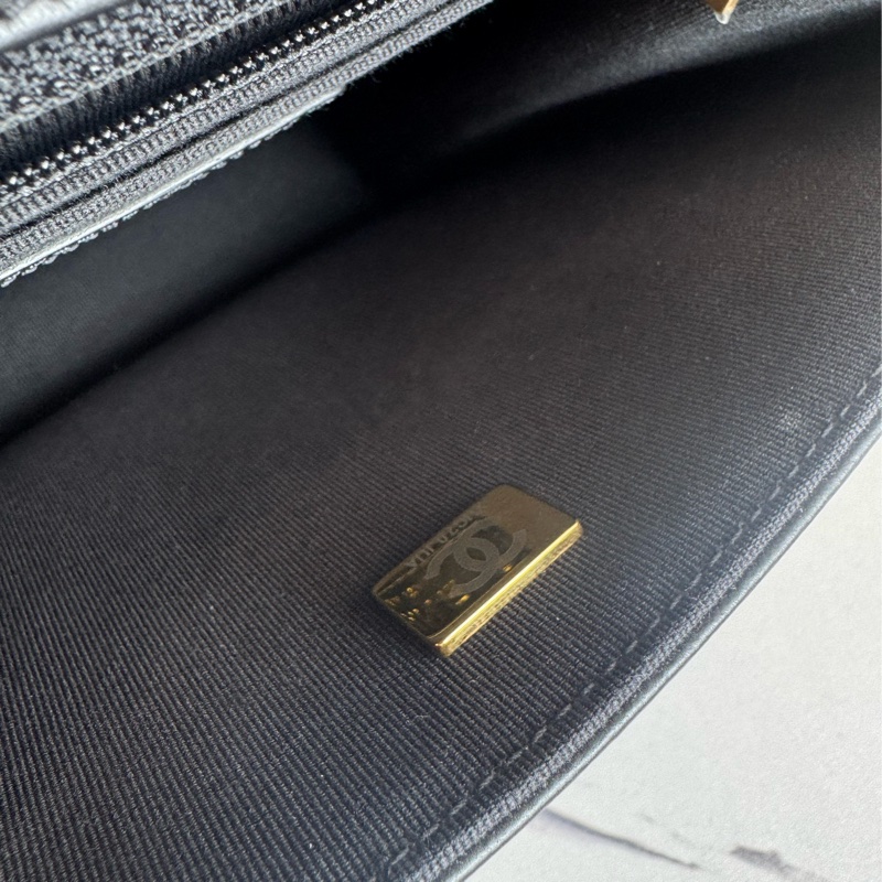 Chanel 黑菱格口蓋後背包  上身超美❤️‍🔥❤️‍🔥-24