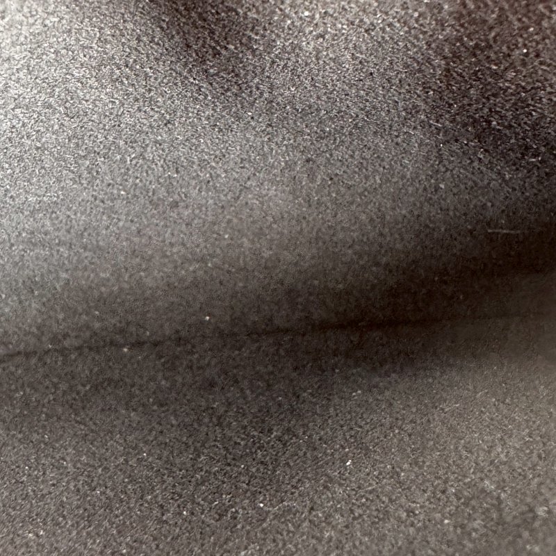 ‼️出門輕鬆帶💫 LV 米白皮革手機鏈包-14