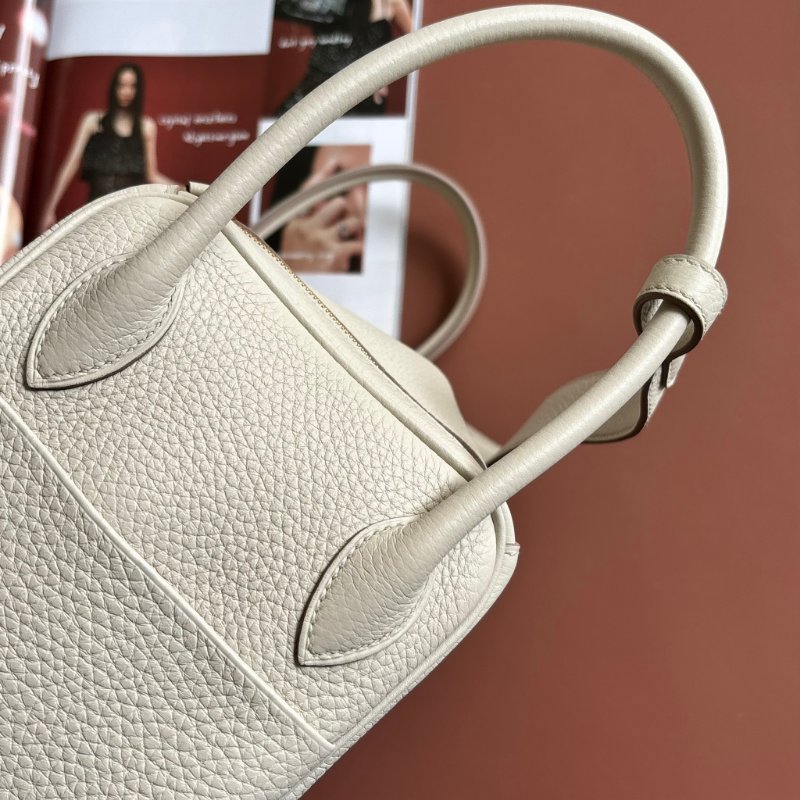 B刻 割愛釋出 ::HERMES:: 愛馬仕 8L冰川白金釦LINDY 26-8