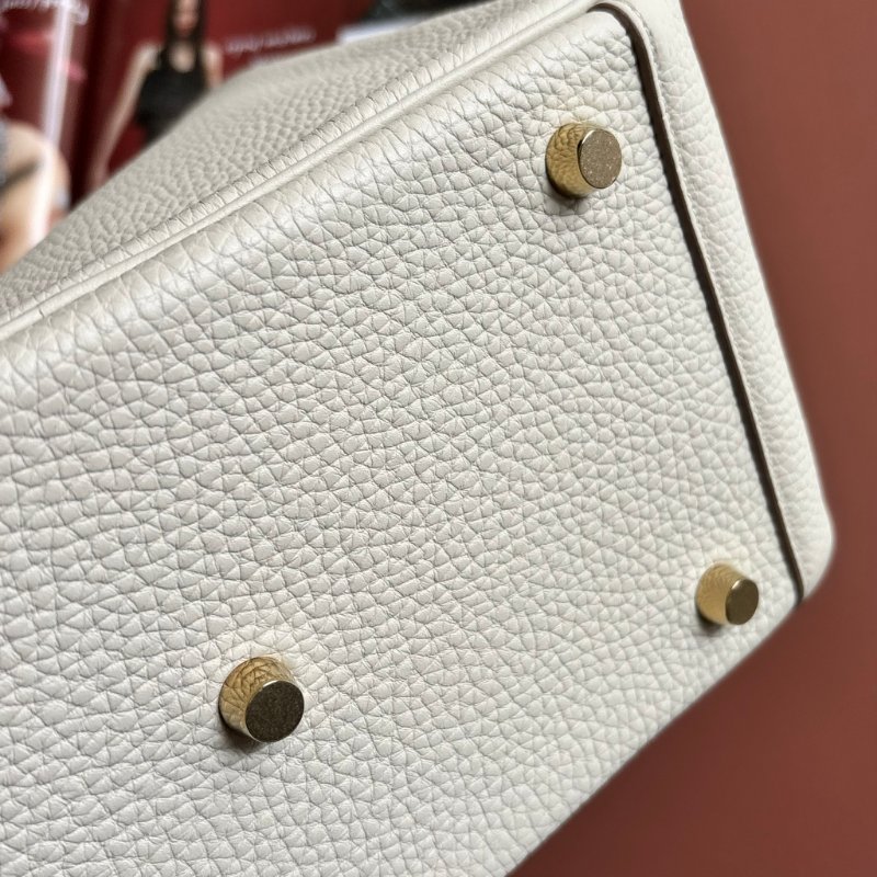 B刻 割愛釋出 ::HERMES:: 愛馬仕 8L冰川白金釦LINDY 26-10