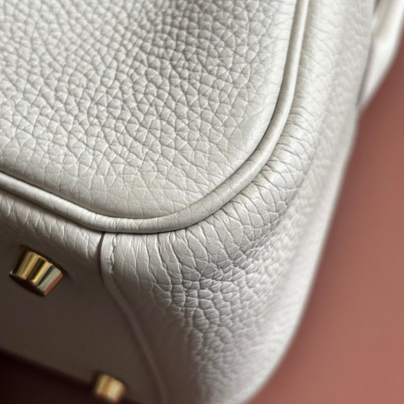 B刻 割愛釋出 ::HERMES:: 愛馬仕 8L冰川白金釦LINDY 26-13