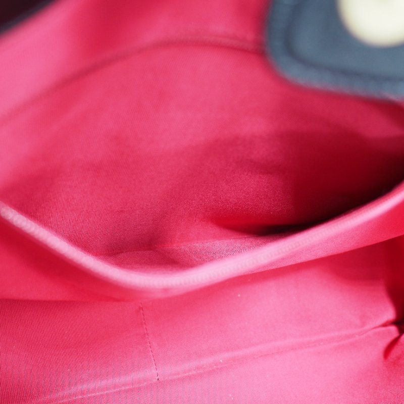 CHANEL 黑色牛皮皮穿鏈托特包-11