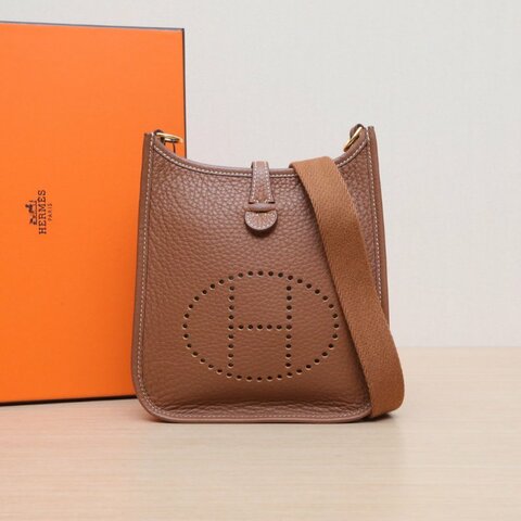 HERMES EvelyneMini16金棕色TC皮W刻金扣肩背包