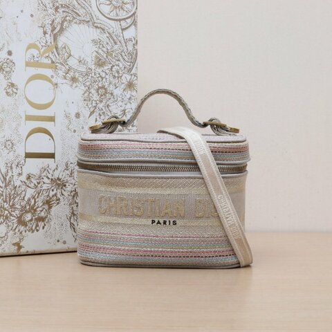 DIOR DiortravelVanity化妝包小號拼色帆布金扣肩背包