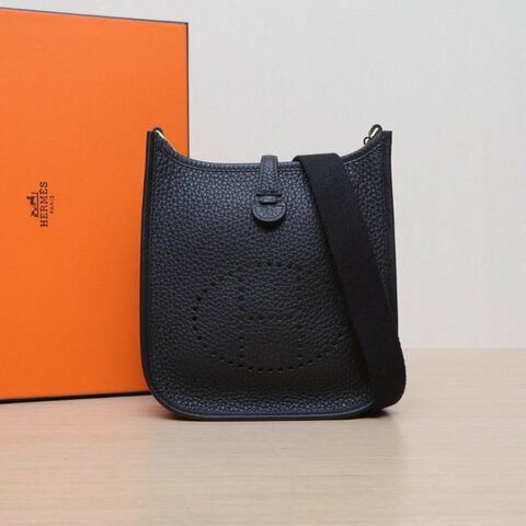 HERMES EvelyneMini16黑色TC皮W刻金扣肩背包