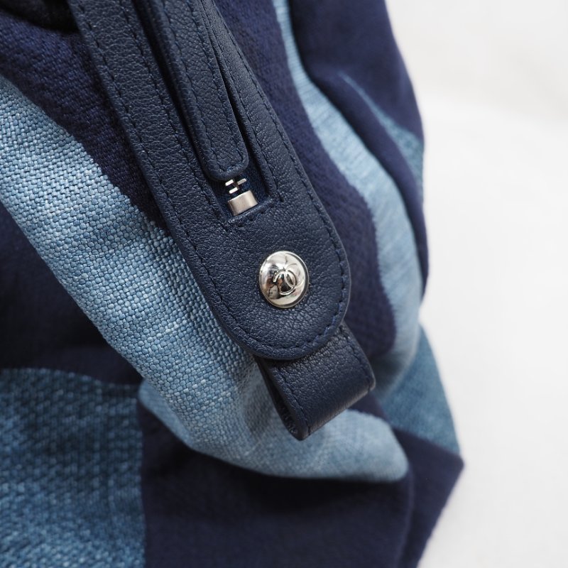 CHANEL Deauville Bowling bag-13