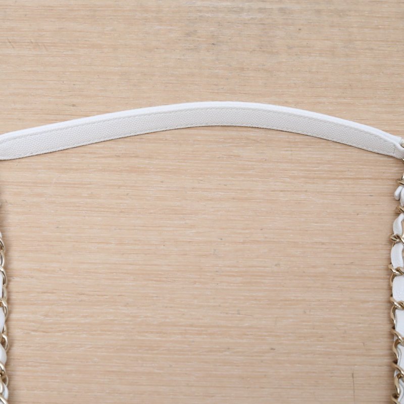 CHANEL CocoHandle中號29白色荔枝牛皮晶片金扣肩背包-2