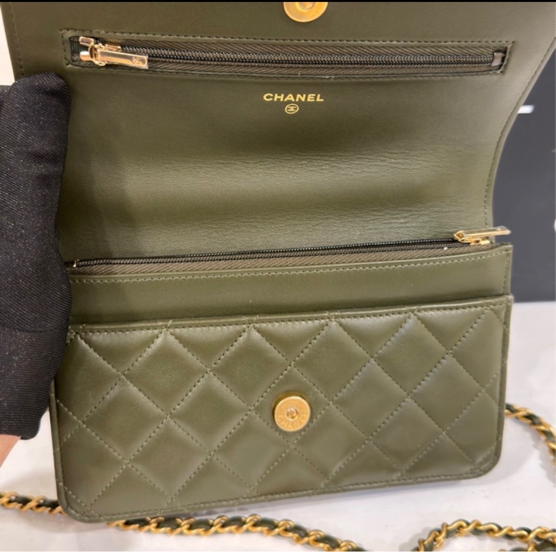 Chanel #芯片款 #閒置帶膜 手提鏈條包 提把皮穿鏈 香奈兒woc深綠色金扣-8