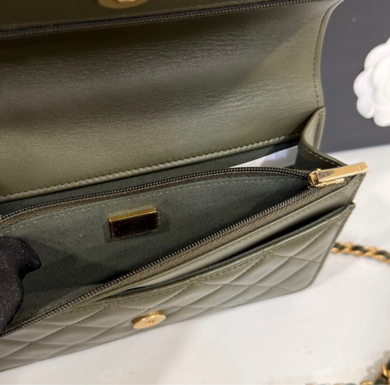 Chanel #芯片款 #閒置帶膜 手提鏈條包 提把皮穿鏈 香奈兒woc深綠色金扣-10