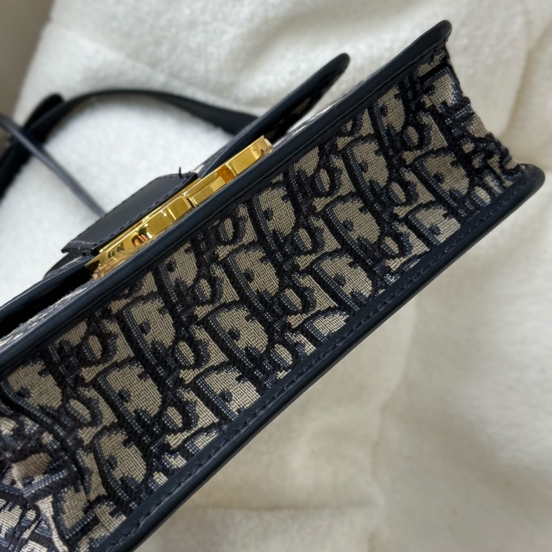 (高雄漢神保卡）Dior 蒙田30-10