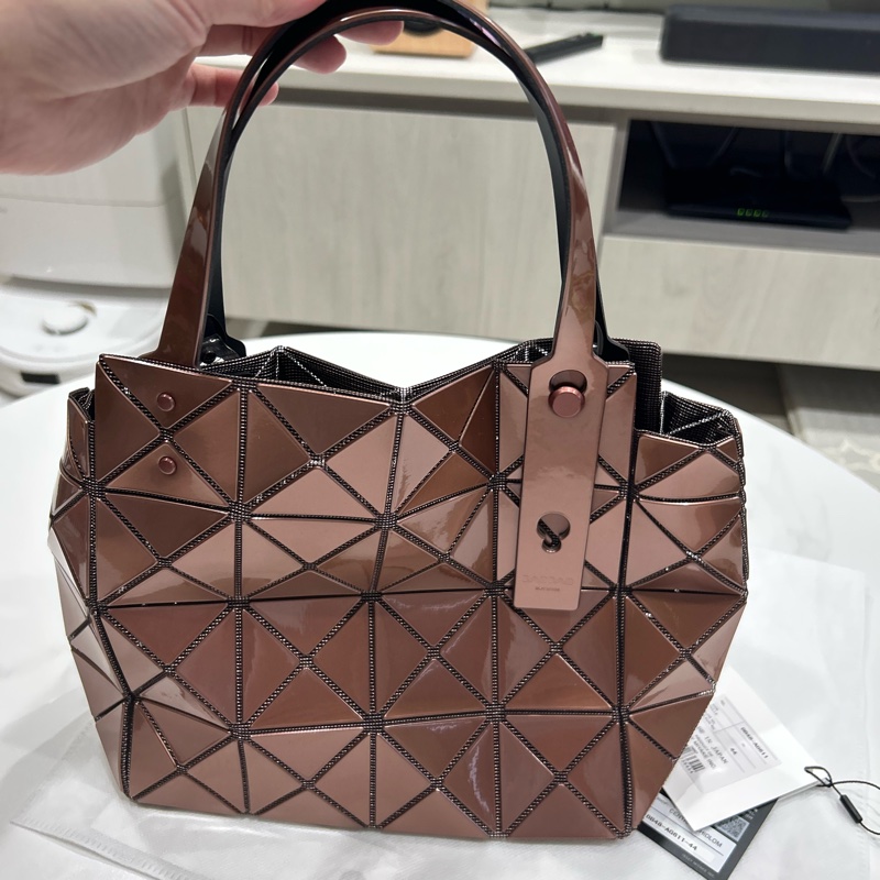 三宅一生 BAO BAO Issey Miyake CARAT 亮面4*4格手提包 鑽石包 棕色-5