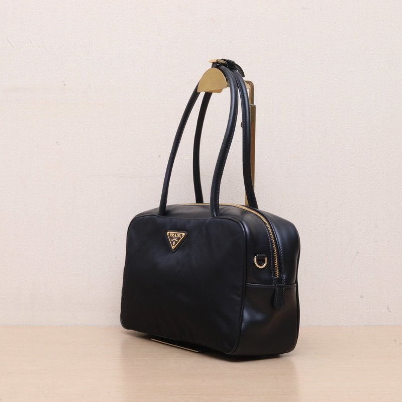 PRADA 黑色牛皮尼龍保齡球30腋下包單肩包肩背包-3