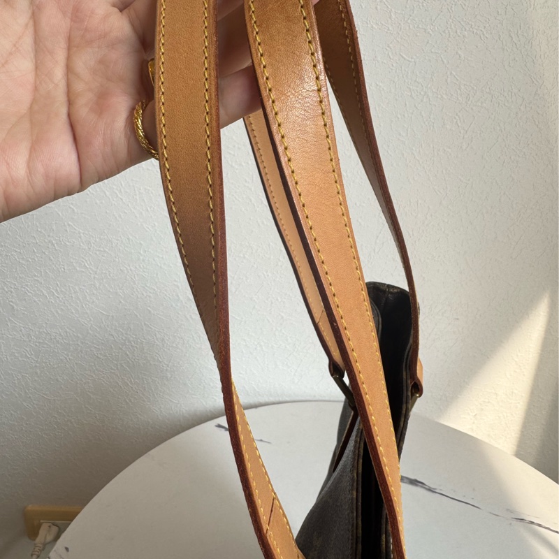 LV花紋薇薇安肩背包MM（絕版了）-13